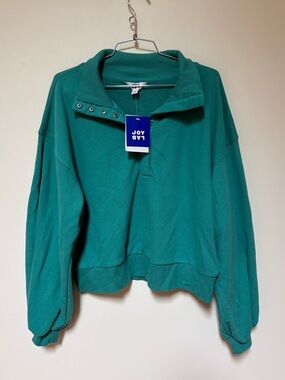 Brand New Target Joy Lab Cropped Quarter Snap Sweatshirt Size Medium